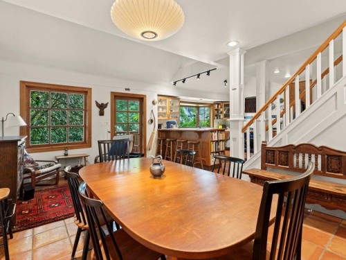 3738 24Th Avenue W, Vancouver, BC 