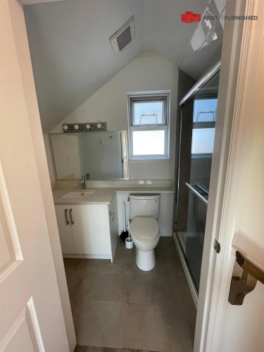 617 65Th Avenue E, Vancouver, BC 
