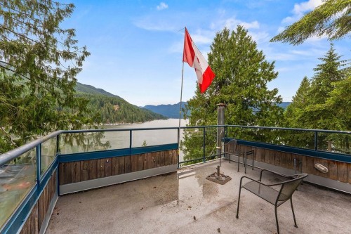 4678 Eastridge Road, North Vancouver, BC 