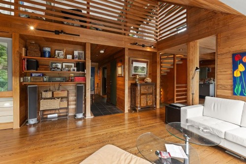 4678 Eastridge Road, North Vancouver, BC 