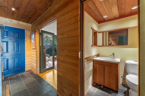 4678 Eastridge Road, North Vancouver, BC 