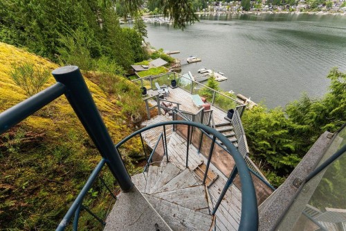 4678 Eastridge Road, North Vancouver, BC 