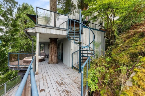 4678 Eastridge Road, North Vancouver, BC 