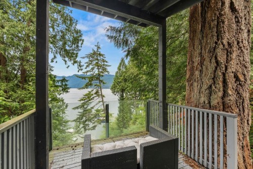 4678 Eastridge Road, North Vancouver, BC 