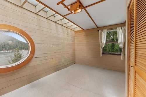 4678 Eastridge Road, North Vancouver, BC 
