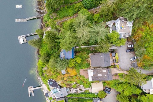 4678 Eastridge Road, North Vancouver, BC 