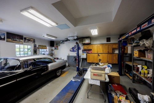 836 4Th Street E, North Vancouver, BC 