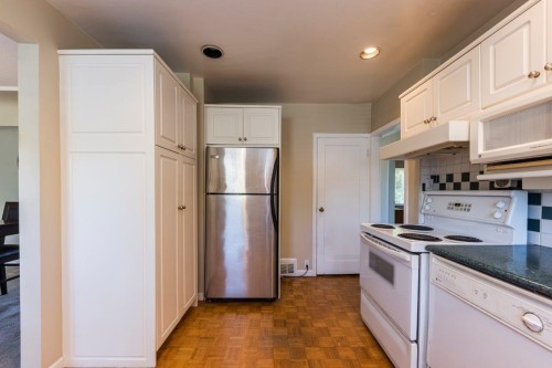 836 4Th Street E, North Vancouver, BC 