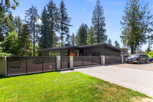2409 Windridge Drive, North Vancouver, BC 