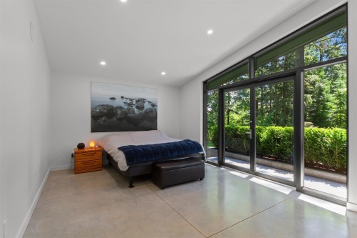 2409 Windridge Drive, North Vancouver, BC 