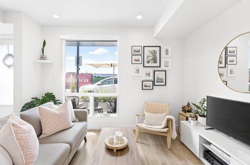 5-6340 Market Avenue  Delta, BC V4L 0B1