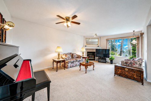 962 Delestre Avenue, Coquitlam, BC 