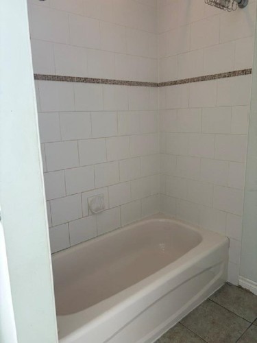 19590 Shingle Bolt Crescent, Pitt Meadows, BC - Indoor Photo Showing Bathroom