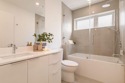 2790 Cambridge Street, Vancouver, BC 