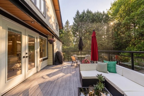 4283 Capilano Road, North Vancouver, BC 