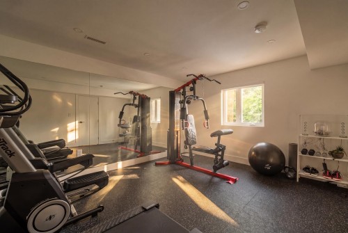 4283 Capilano Road, North Vancouver, BC 