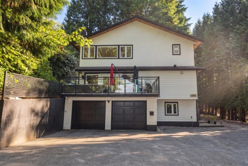 4283 Capilano Road, North Vancouver, BC 