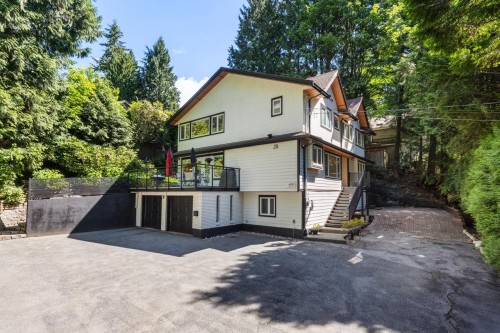 4283 Capilano Road, North Vancouver, BC - Outdoor