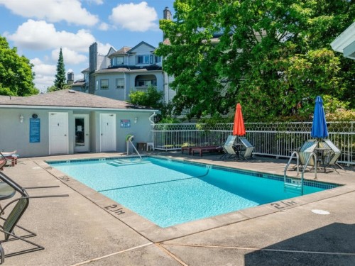 301-7660 Minoru Boulevard, Richmond, BC 