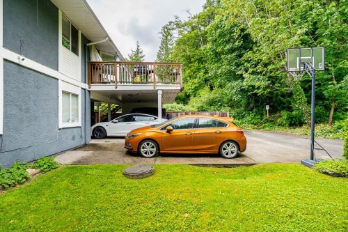 1990 Capilano Road, North Vancouver, BC 