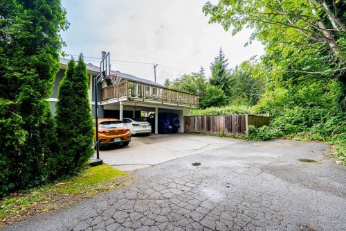 1990 Capilano Road, North Vancouver, BC 