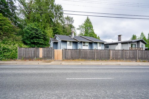 1990 Capilano Road, North Vancouver, BC 