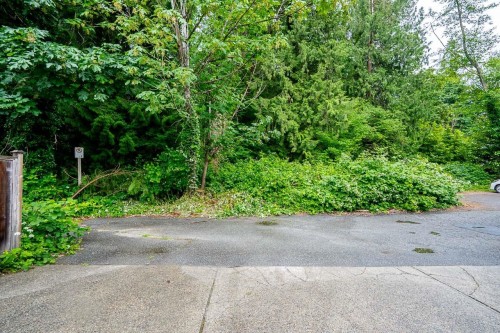 1990 Capilano Road, North Vancouver, BC 