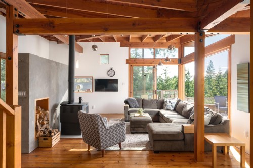 1506 Whitesails Drive  Bowen Island, BC V0N 1G2
