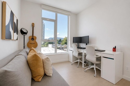 705-4168 Lougheed Highway, Burnaby, BC 