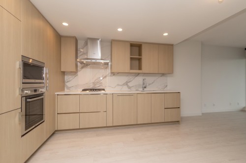 2101-4890 Lougheed Highway, Burnaby, BC 