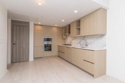 2101-4890 Lougheed Highway, Burnaby, BC 