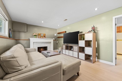 1594 Elinor Crescent, Port Coquitlam, BC 