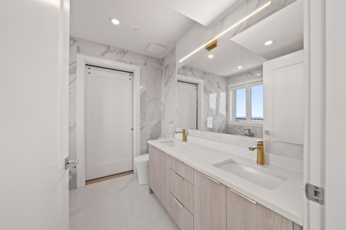 742 58Th Avenue E, Vancouver, BC 