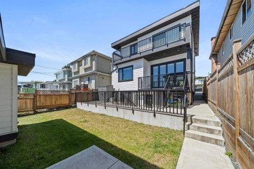 742 58Th Avenue E, Vancouver, BC 