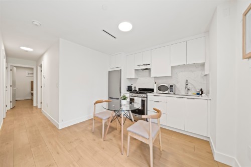 742 58Th Avenue E, Vancouver, BC 