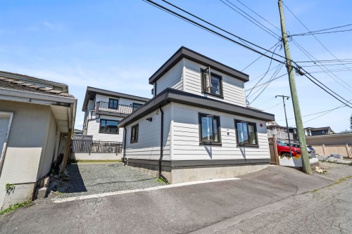 742 58Th Avenue E, Vancouver, BC 