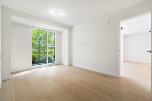 201-3596 28Th Avenue W, Vancouver, BC 
