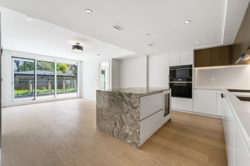 201-3596 28Th Avenue W, Vancouver, BC 