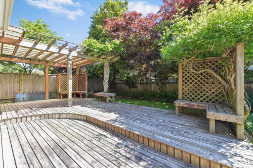 9760 Gilhurst Crescent, Richmond, BC 