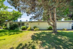 529 Appian Way  Coquitlam, BC V3J 2A6