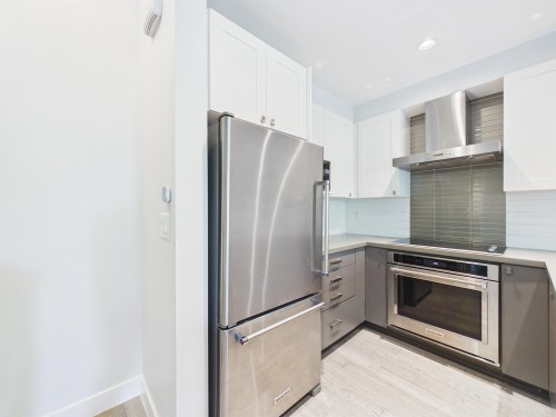 13-3201 Noel Drive, Burnaby, BC 