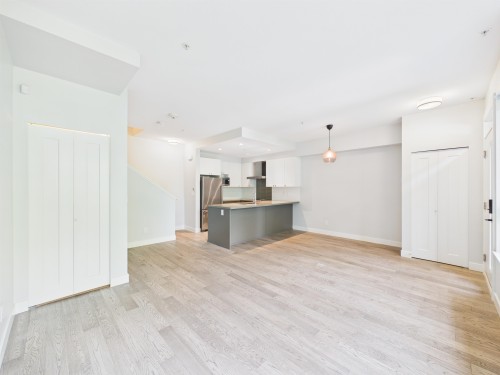 13-3201 Noel Drive, Burnaby, BC 