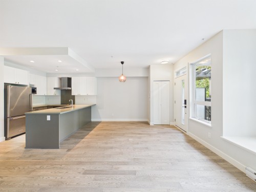 13-3201 Noel Drive, Burnaby, BC 