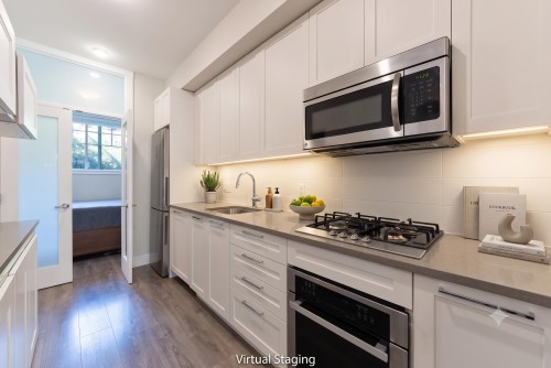 13-5132 Canada Way, Burnaby, BC 