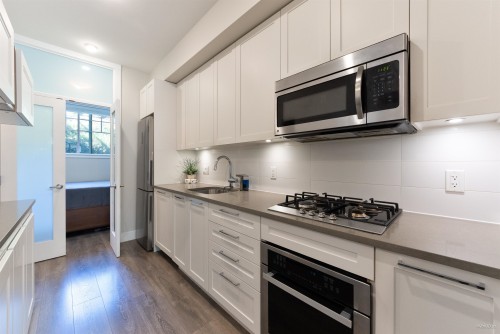 13-5132 Canada Way, Burnaby, BC 