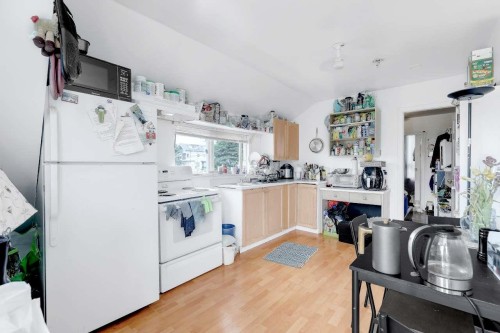 4265 Slocan Street, Vancouver, BC 