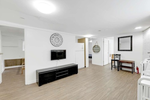 4265 Slocan Street, Vancouver, BC 