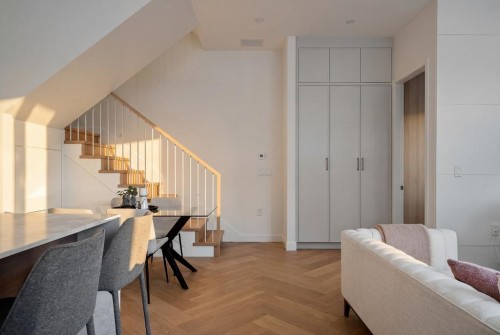 2-364 23Rd Avenue E, Vancouver, BC 