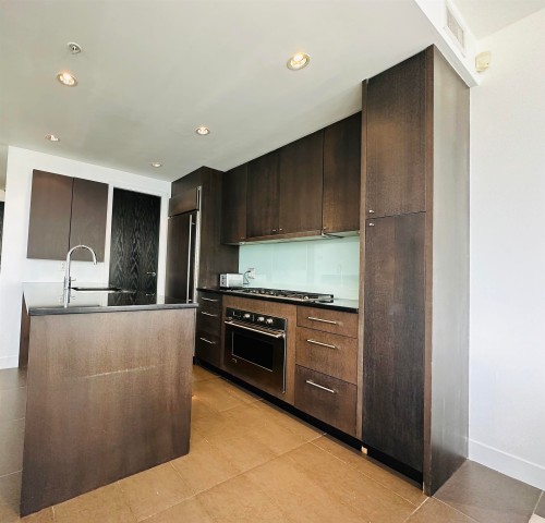 1202-1455 Howe Street, Vancouver, BC 
