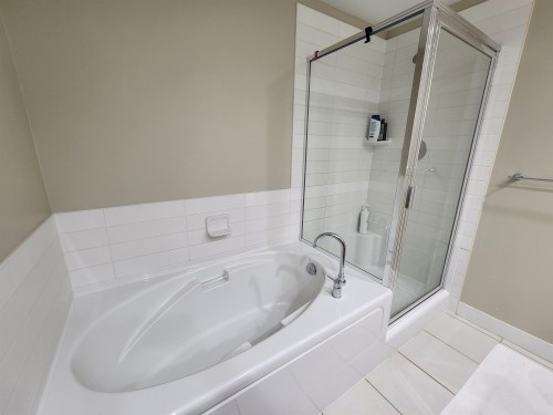 1106-9222 University Crescent, Burnaby, BC 